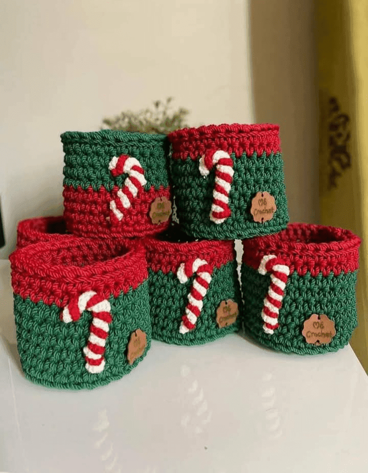 Kit 3 Mini Cachepôs de Natal em Crochê artesanal Fio Encantado